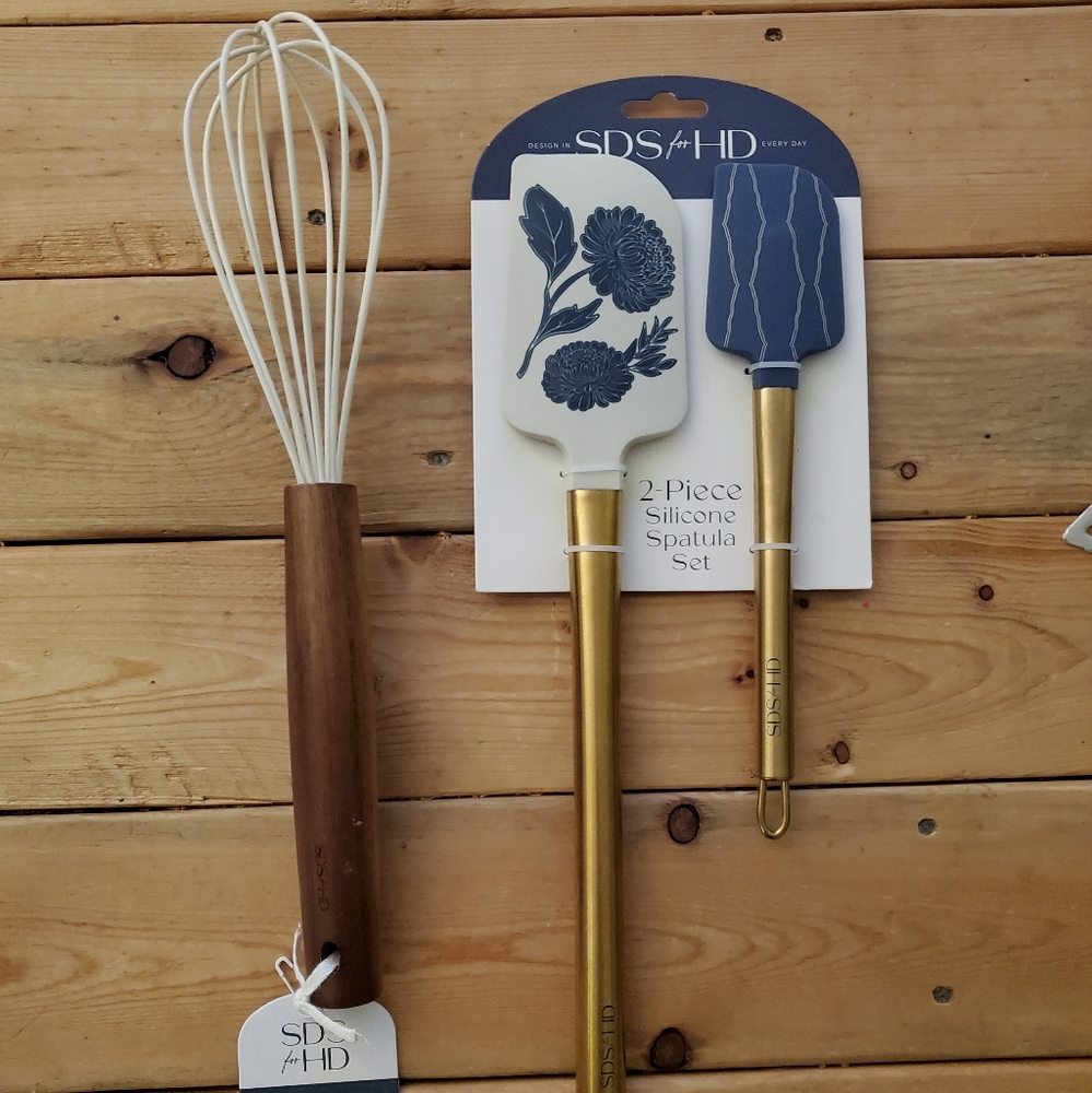 ⭐️3 for$20⭐️2 Piece Spatula set 1 Whisk